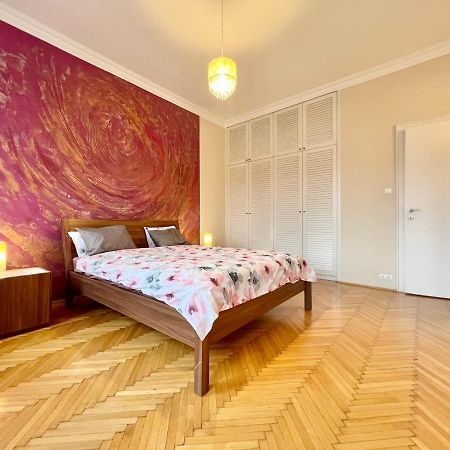 Exclusive Colourful Flat In The City Budapest Ngoại thất bức ảnh