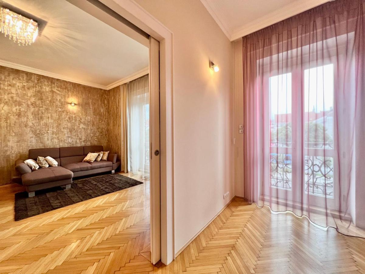 Exclusive Colourful Flat In The City Budapest Ngoại thất bức ảnh